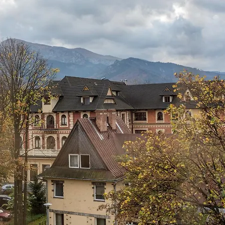 Styl Róża Pustyni, Centrum Miasta *